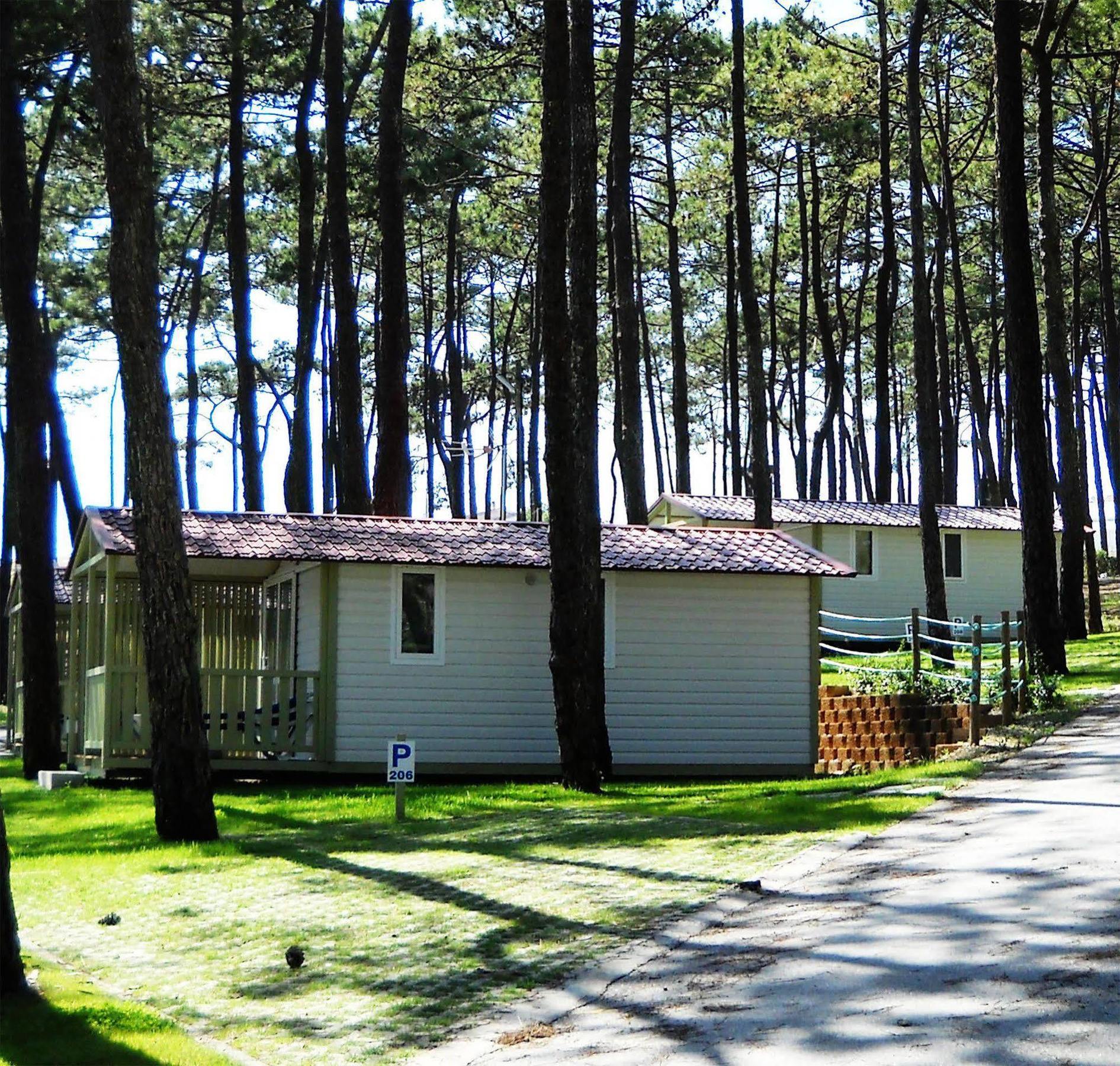 Orbitur Valado Bungalows Caravan Park Hotel Nazaré Eksteriør billede